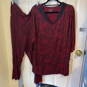 Catherines Sleepwear Set 1X(18/20W) Red Wine Black Floral Soft Knit Top & Pants